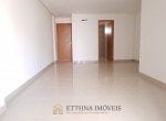 Sala de Estar e Jantar - Porta de Entrada e Cozinha