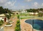 Vista piscina e playground